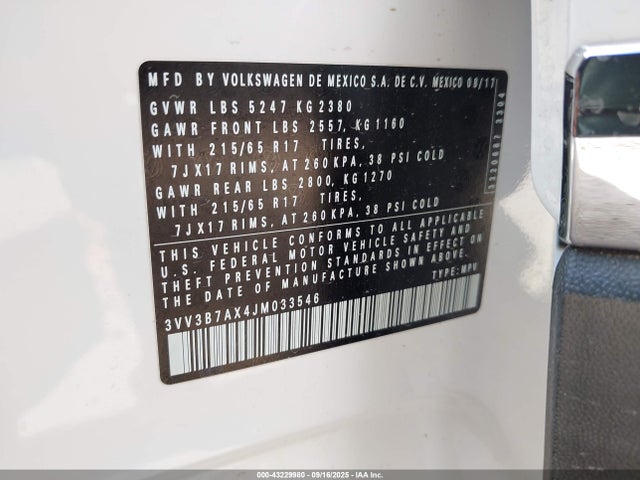 3VV3B7AX4JM033546 Volkswagen Tiguan