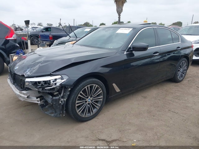 WBAJE5C54JG917748 BMW 540I