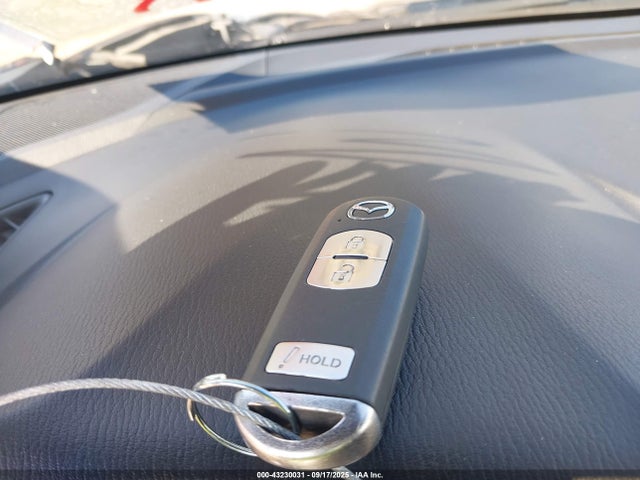 JM3KE4DY1G0864395 Mazda py