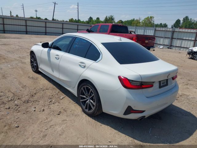 2021 BMW 330I 3MW5R1J05M8B95635 Photo 2