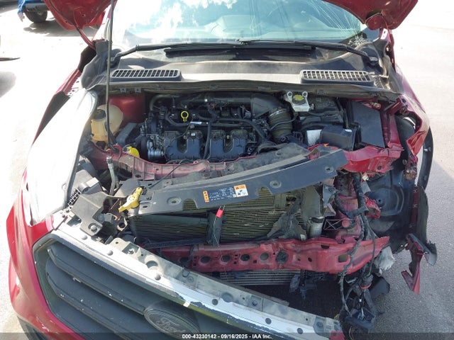 1FMCU0J90HUC99312 Ford Escape