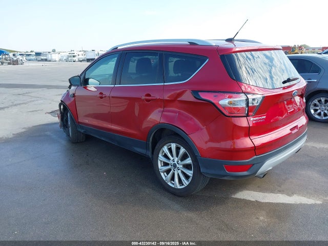 1FMCU0J90HUC99312 Ford Escape