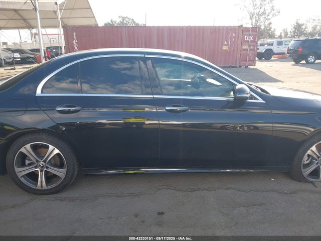 WDDZF4KBXJA394085 Mercedes-Benz m274