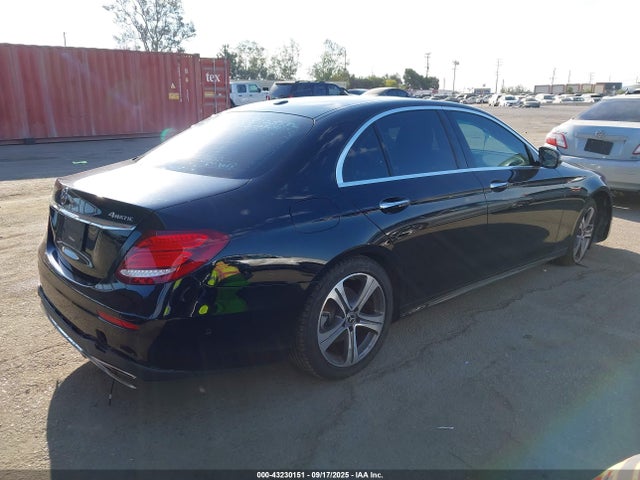 WDDZF4KBXJA394085 Mercedes-Benz m274