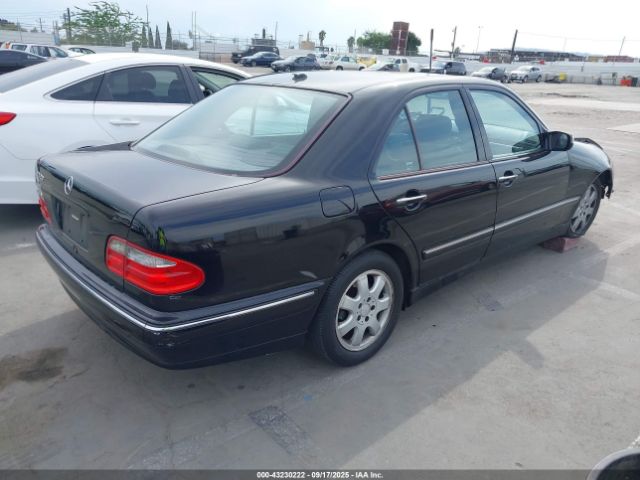 2000 MERCEDES-BENZ E 320 WDBJF65J1YB059788 Photo 3