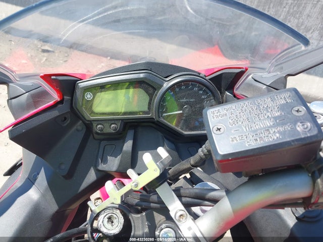 JYARJ18Y9EA002962 Yamaha 2014