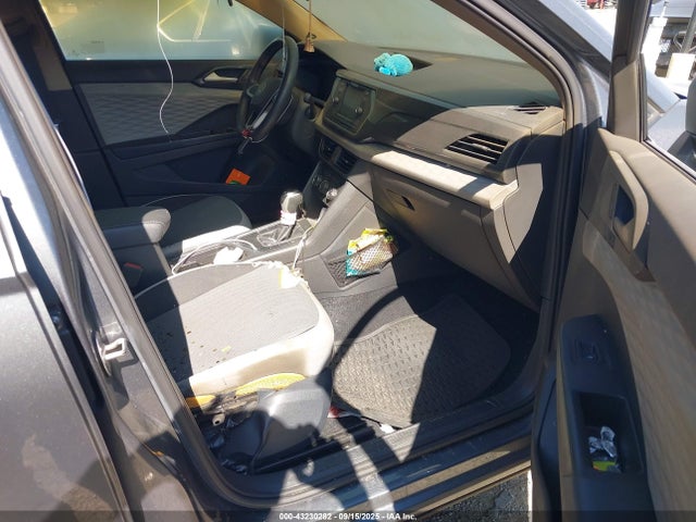 3VVDX7B29NM035811 Volkswagen tsi