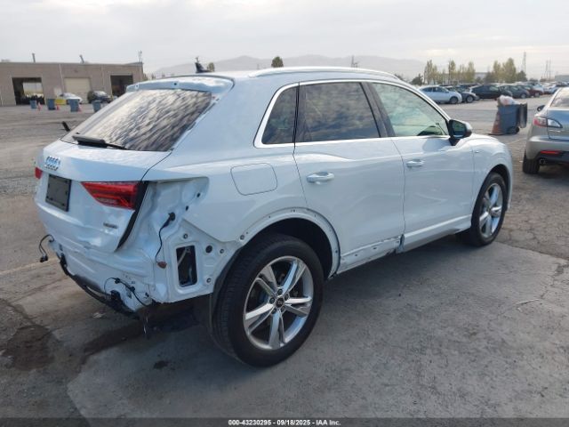 2022 AUDI Q3 WA1EECF36N1077106 Photo 3