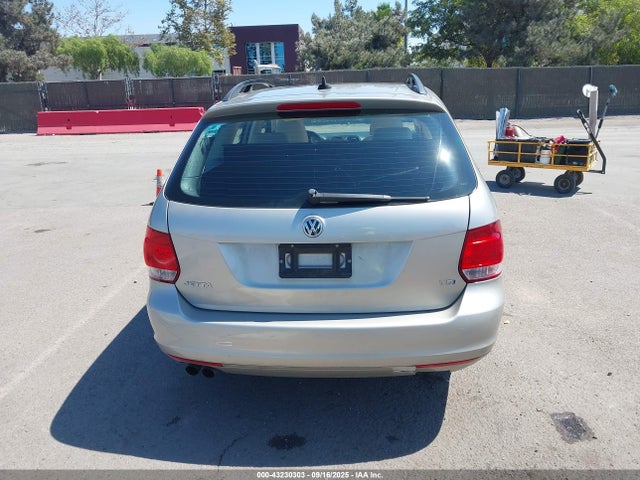 Volkswagen 2014 2014 3VWPL7AJ8EM618058 Image 17