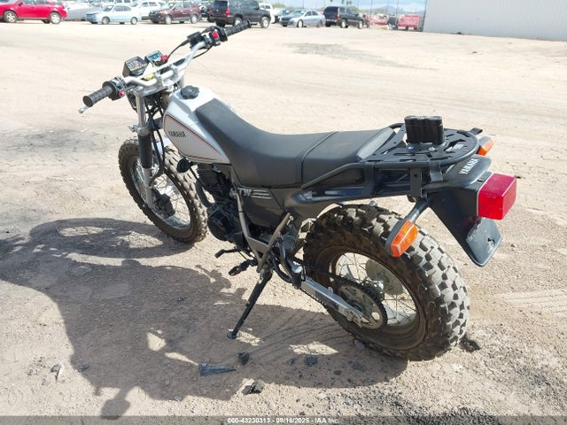 JYA3AWE06RA185387 Yamaha TW200