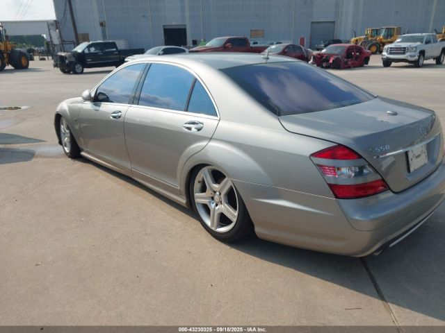 2007 MERCEDES-BENZ S 550 WDDNG71X67A080579 Photo 2