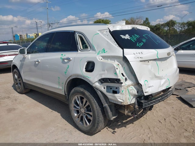 2020 CADILLAC XT5 1GYKNCR45LZ236414 Photo 2