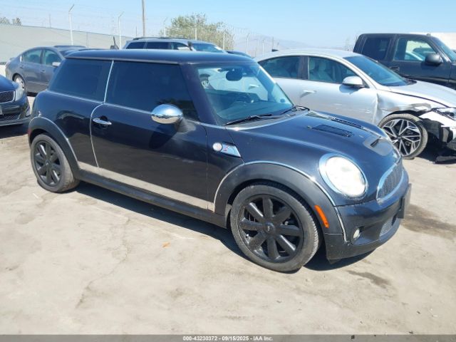 2008 MINI COOPER S WMWMF73568TV39245 Photo 0
