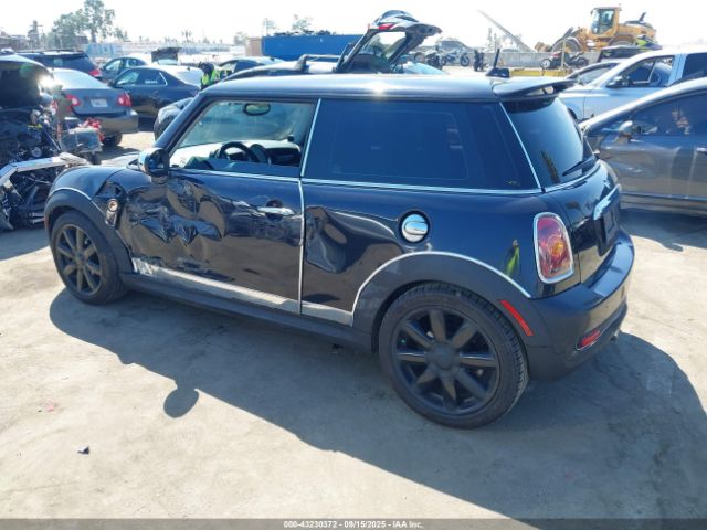 2008 MINI COOPER S WMWMF73568TV39245 Photo 2