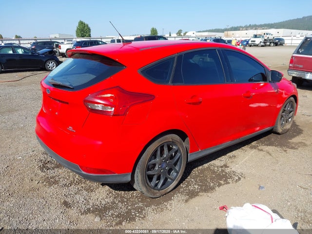 Ford 2016 2016 1FADP3K29GL307565 Image 4