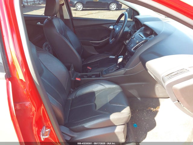 Ford 2016 2016 1FADP3K29GL307565 Image 5