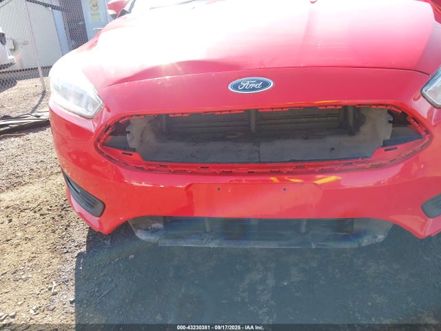 Ford 2016 2016 1FADP3K29GL307565 Image 6