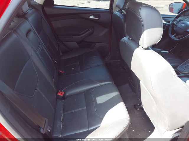 Ford 2016 2016 1FADP3K29GL307565 Image 8