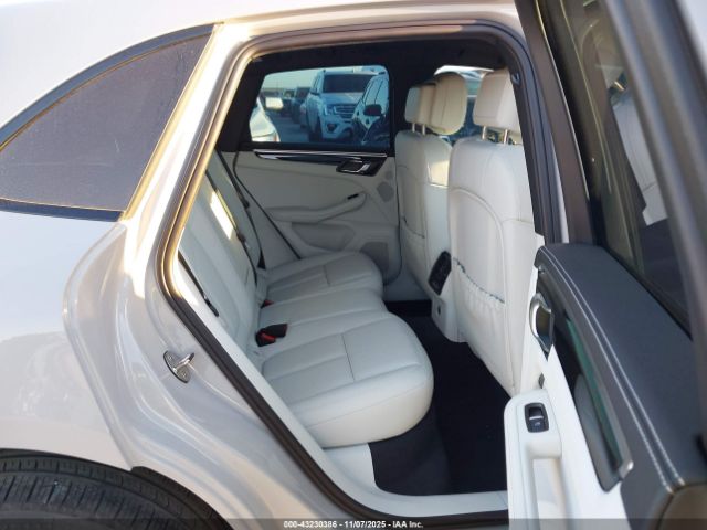 2023 PORSCHE MACAN WP1AG2A59PLB39783 Photo 7