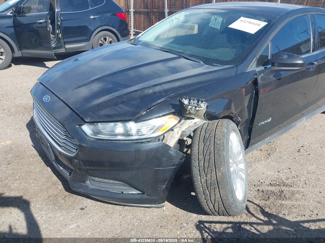 Ford 2015 2015 3FA6P0UU4FR307883 Image 6