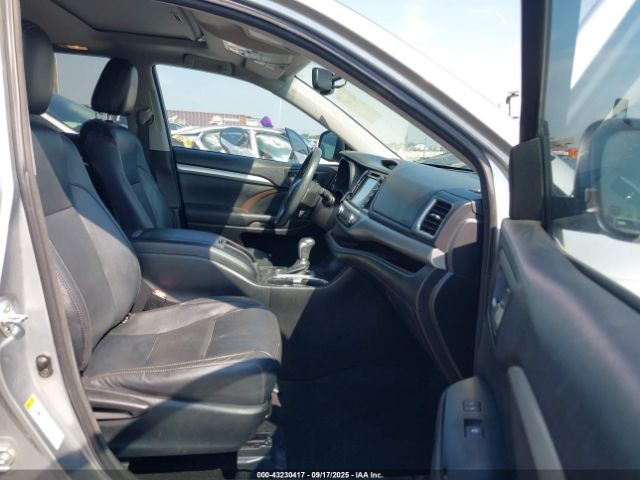 2016 TOYOTA HIGHLANDER 5TDKKRFH2GS159517 Photo 4