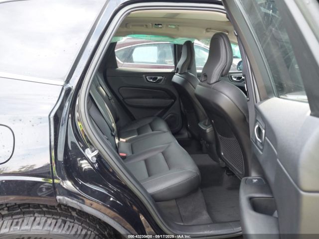 2023 VOLVO XC60 YV4L12RN9P1203703 Photo 7