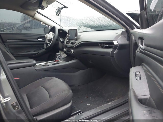 1N4BL4BV6LC215603 Nissan 2020