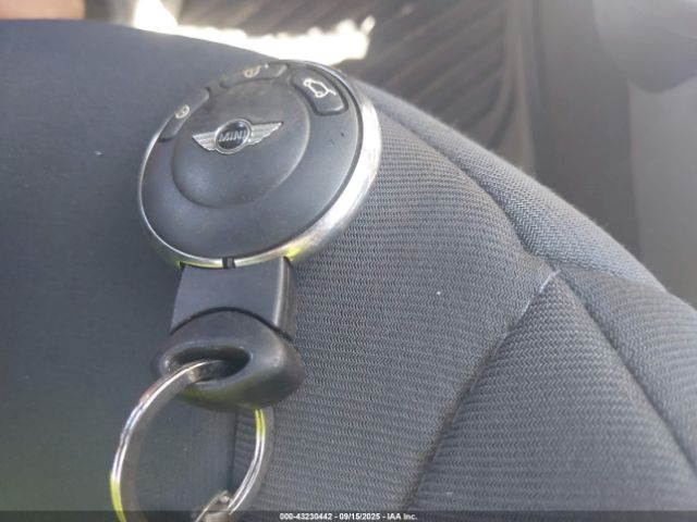 2007 MINI COOPER WMWMF33507TT50503 Photo 10