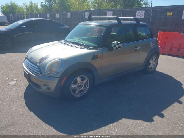 2007 MINI COOPER WMWMF33507TT50503 Photo 1