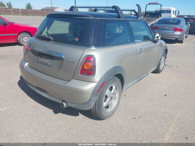 2007 MINI COOPER WMWMF33507TT50503 Photo 3