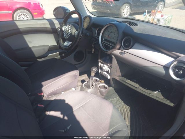 2007 MINI COOPER WMWMF33507TT50503 Photo 4