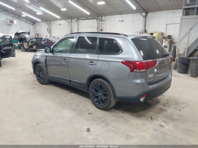 2018 MITSUBISHI OUTLANDER JA4AZ3A34JZ031151 Photo 2