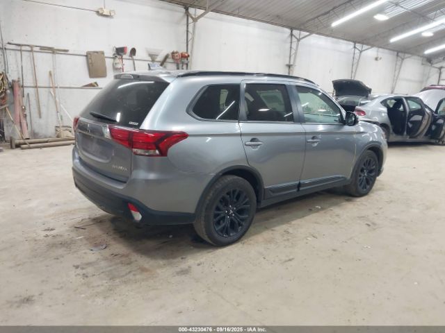 2018 MITSUBISHI OUTLANDER JA4AZ3A34JZ031151 Photo 3
