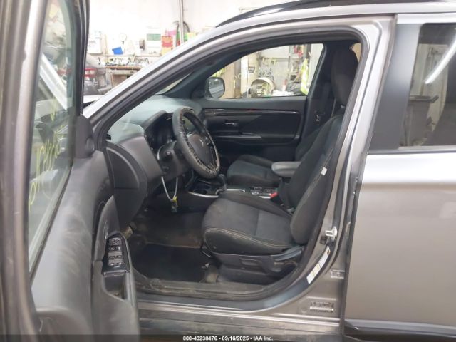 2018 MITSUBISHI OUTLANDER JA4AZ3A34JZ031151 Photo 4