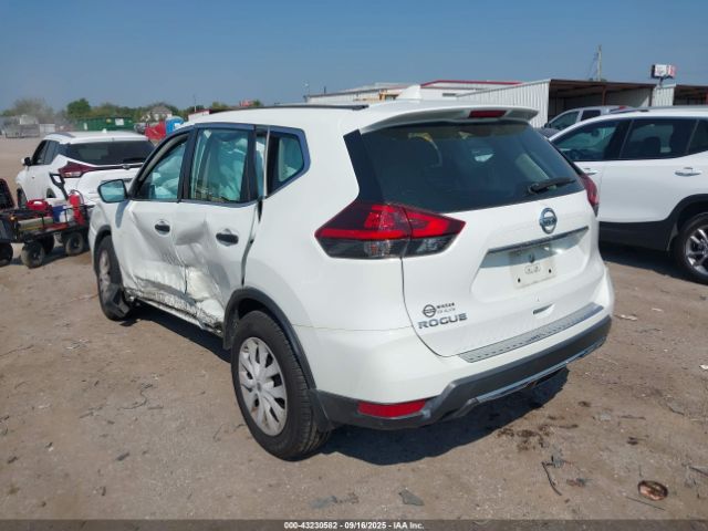 2018 NISSAN ROGUE 5N1AT2MT3JC758440 Photo 2