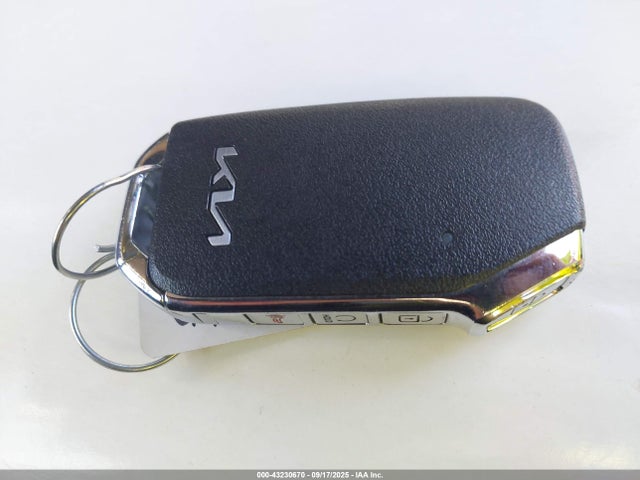 KNDC34LB8N5048512 KIA 2022