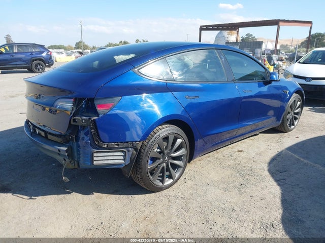 2018 TESLA MODEL 3 5YJ3E1EA1JF155925 Photo 3
