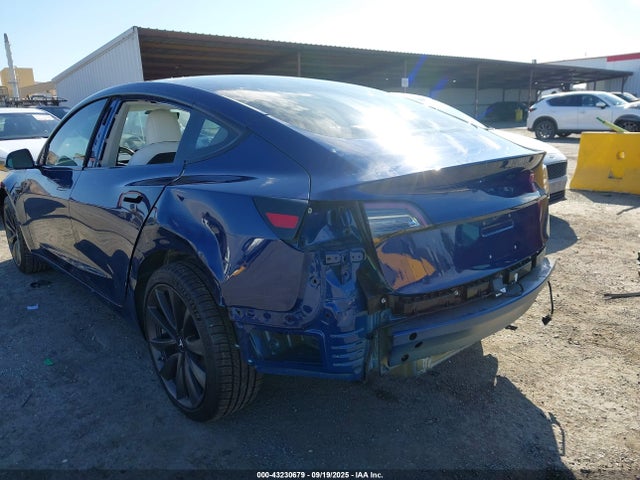 2018 TESLA MODEL 3 5YJ3E1EA1JF155925 Photo 5