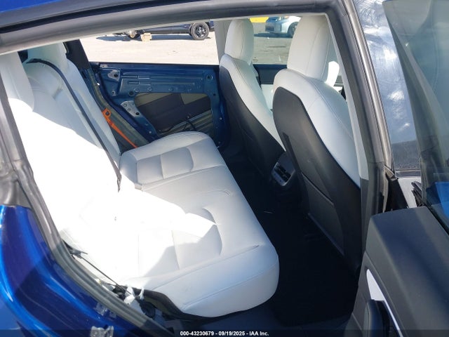 2018 TESLA MODEL 3 5YJ3E1EA1JF155925 Photo 7