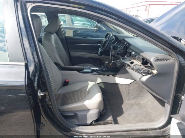 2019 TOYOTA CAMRY 4T1B11HK3KU784697 Photo 4