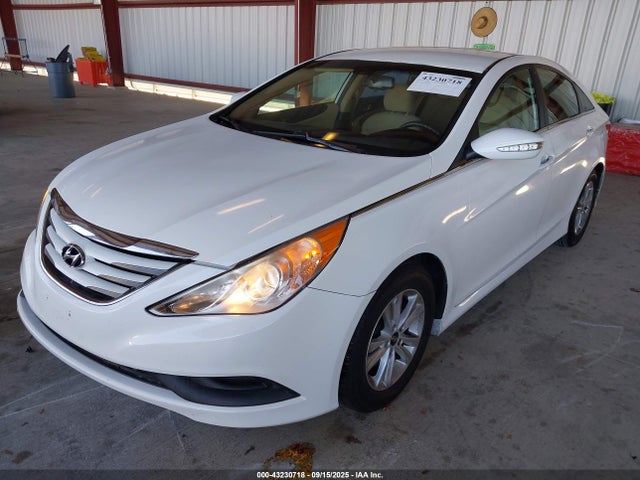 5NPEB4AC5EH927991 Hyundai gamma