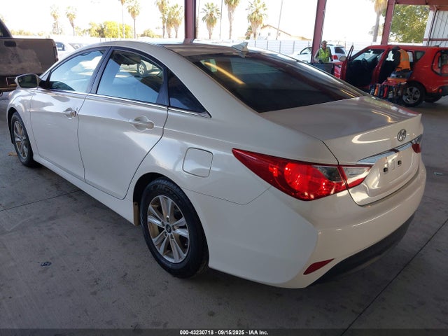 5NPEB4AC5EH927991 Hyundai gamma