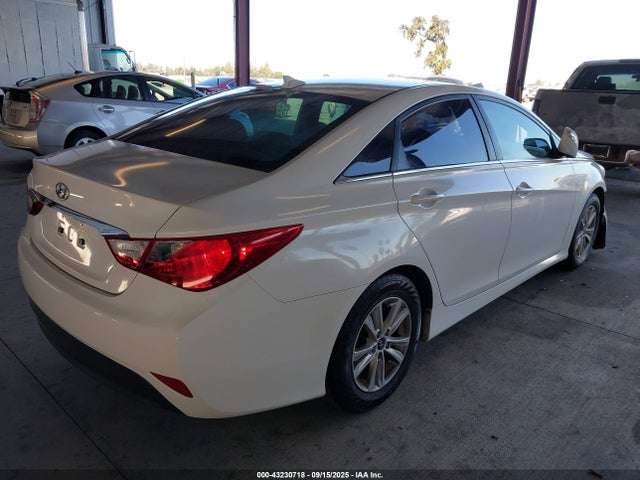 5NPEB4AC5EH927991 Hyundai gamma