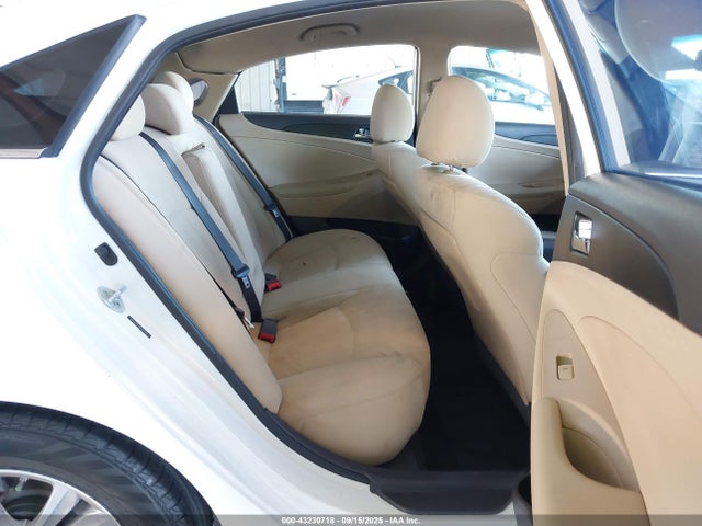 5NPEB4AC5EH927991 Hyundai gamma