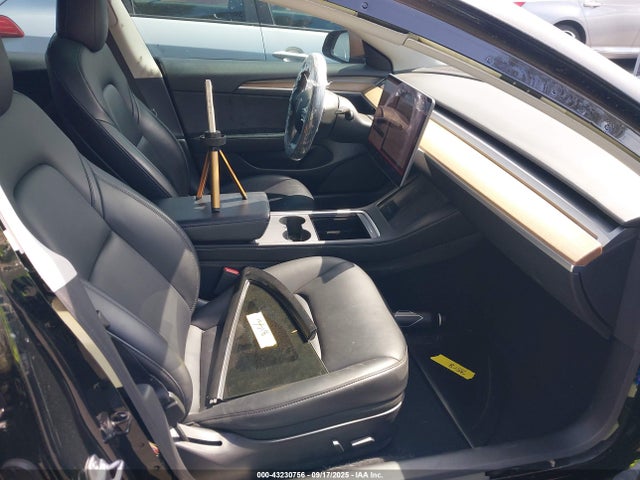 2022 TESLA MODEL 3 5YJ3E1EA9NF232532 Photo 4