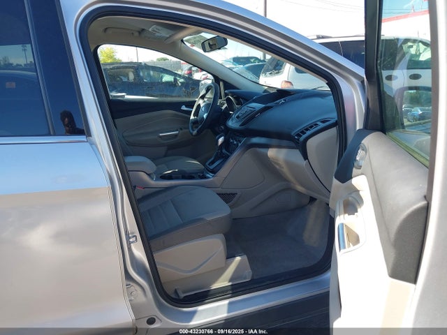 1FMCU0G94FUC89810 Ford 2015
