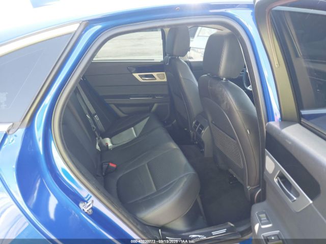 2020 JAGUAR XF SAJBE4GX5LCY85742 Photo 7