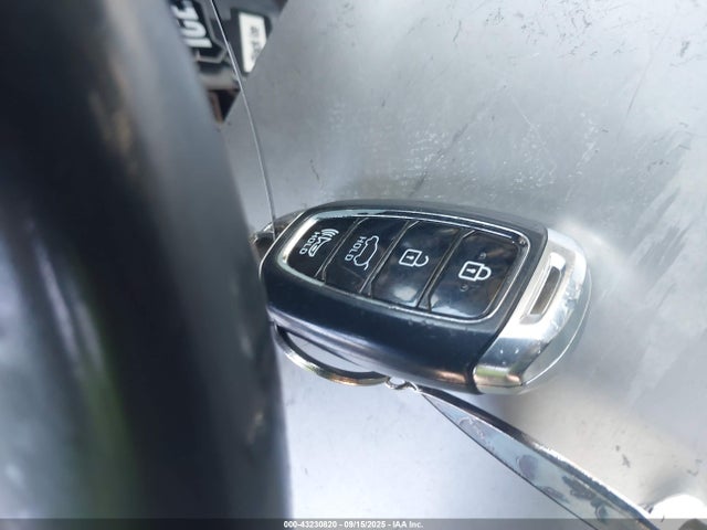 KM8K63A58MU691971 Hyundai Kona Night
