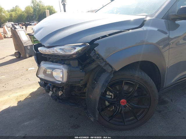 KM8K63A58MU691971 Hyundai Kona Night