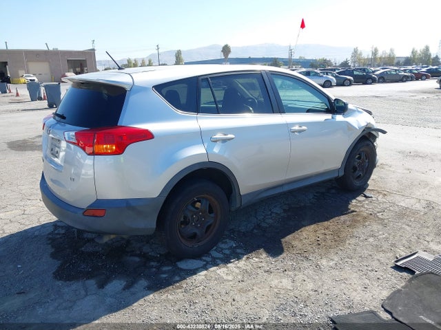 2T3ZFREV0FW166747 Toyota 2ar-fe
